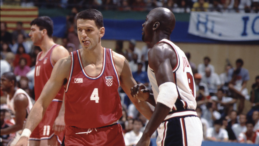 Drazen-Petrovic-et-Michael-Jordan