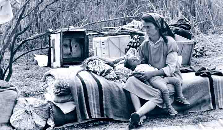 Oleg Litvin - Photo Homeless as a refugee - Probably Spring / Summer 1993
